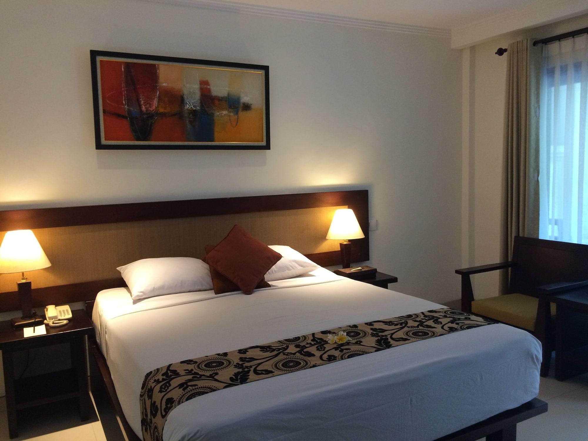 Puri Raja Hotel Legian Kültér fotó