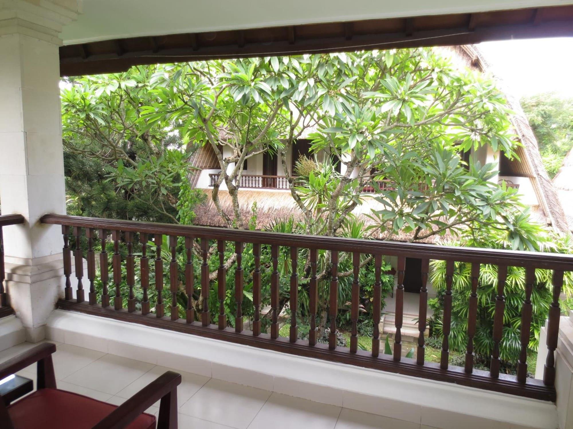 Puri Raja Hotel Legian Kültér fotó