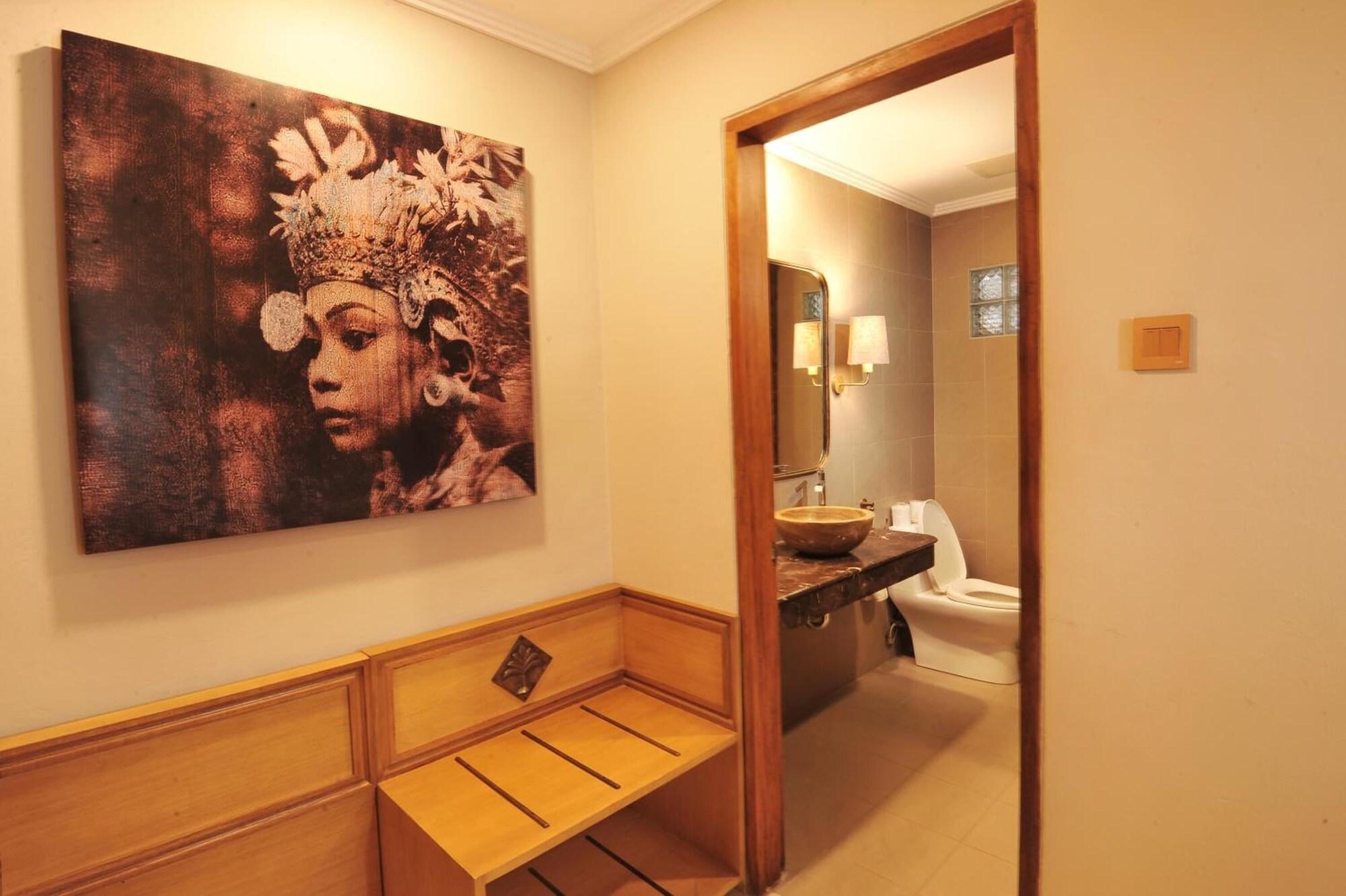 Puri Raja Hotel Legian Kültér fotó