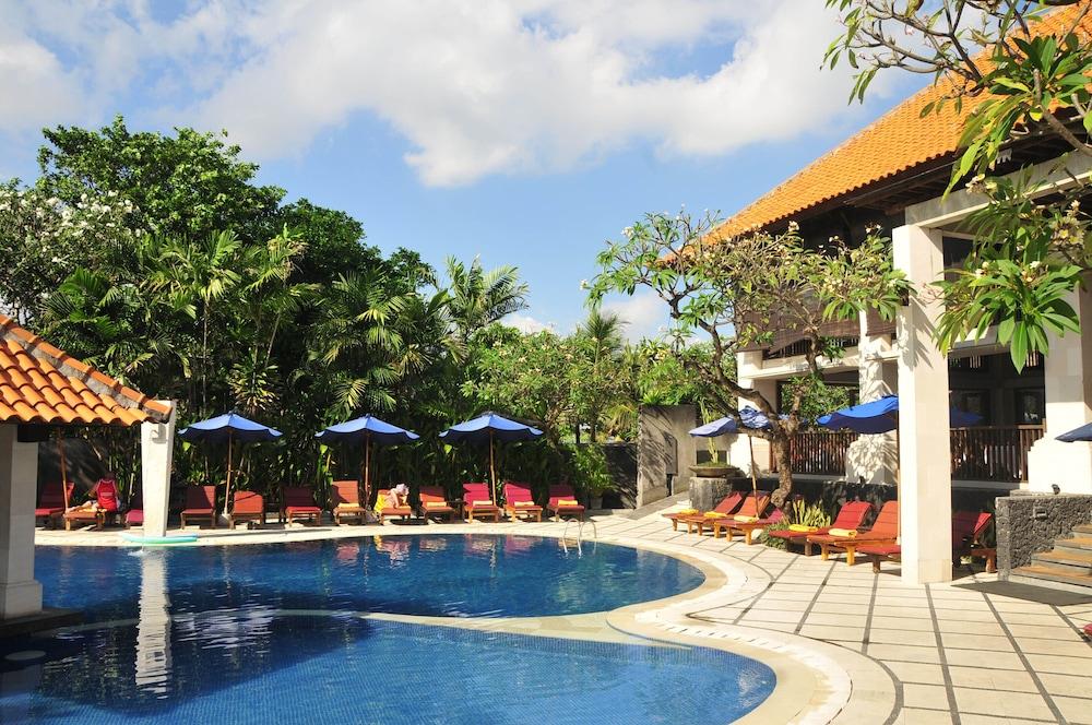Puri Raja Hotel Legian Kültér fotó