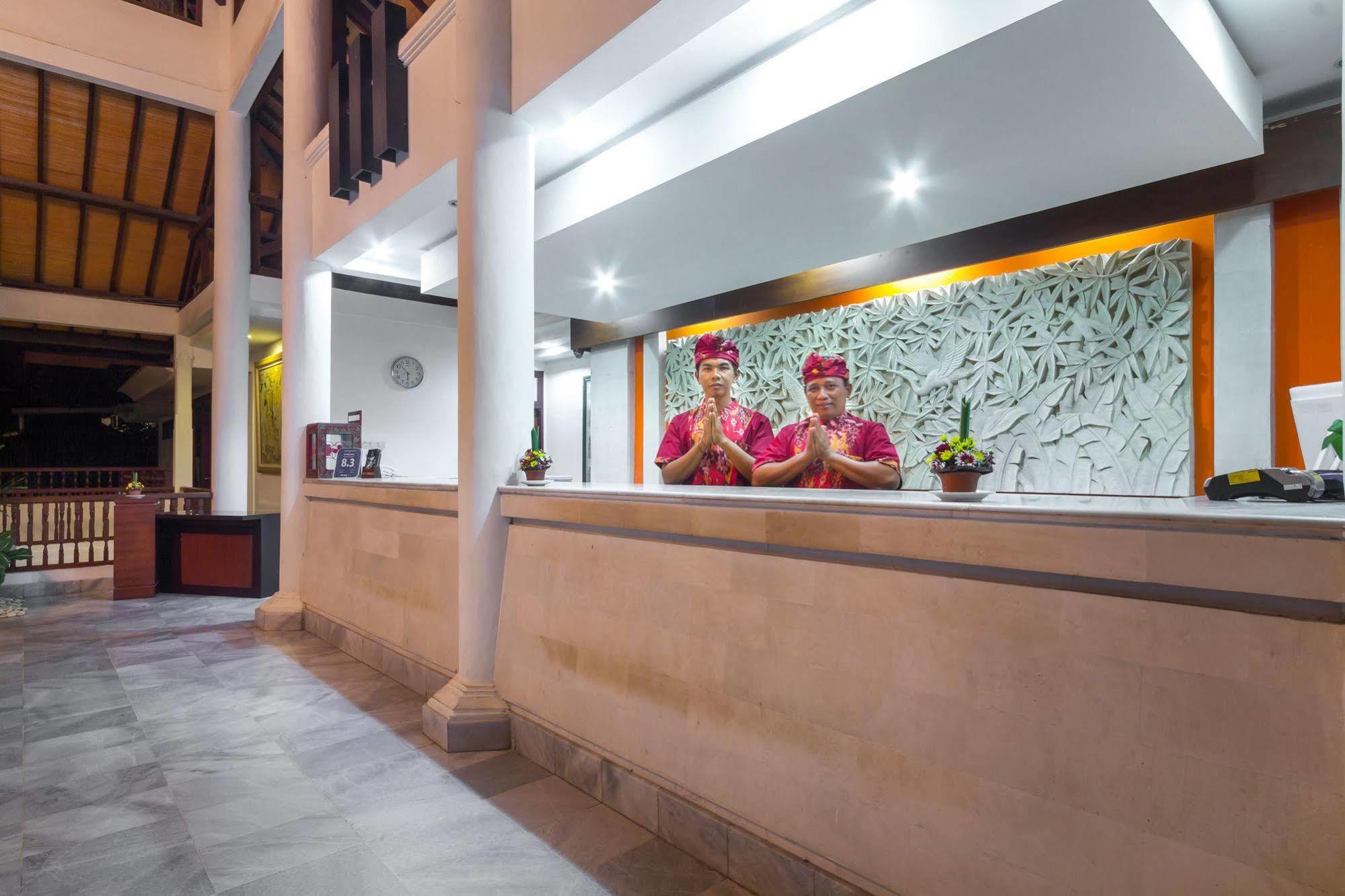 Puri Raja Hotel Legian Kültér fotó